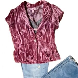 Dolled Up Short Sleeved Dark Pink Crushed Velvet-like Jacket/Blazer Sz L